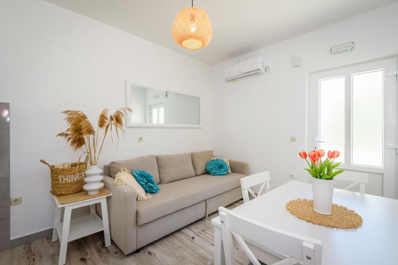 Apartments Morska Vila Комарна Экстерьер фото